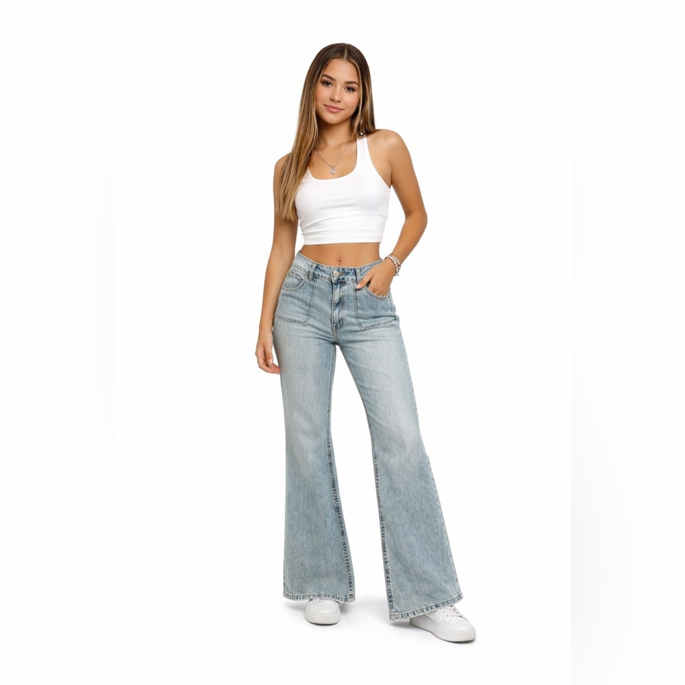 No Boundaries Women's Jeans Size 15 Junior Light Wash Denim Wide Leg Flare